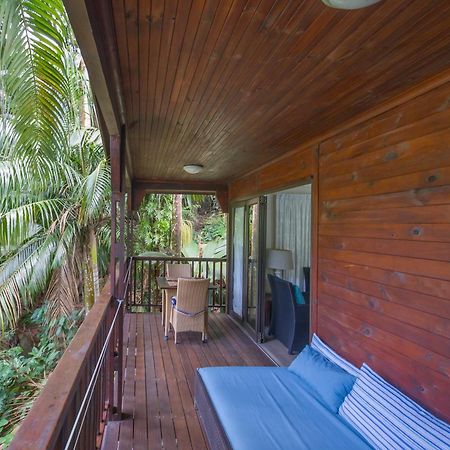 Вилла Hillside Retreat Baie Lazare  Экстерьер фото